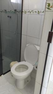 Ένα μπάνιο στο Pousada Pesque Park +65 φωτογραφίες