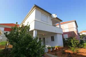 Hrvatska, BOŽAVA-DUGI OTOK, Apartments Olga