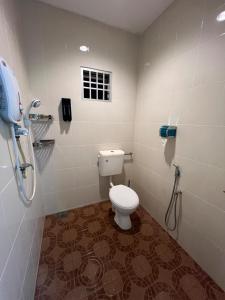 Ванная комната в Raub homesty +5 фотографий