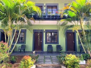 Κήπος έξω από το The Paramount Lodge