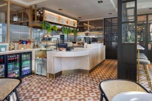 Nápoje v ubytování Hilton Garden Inn Dublin City Centre + 37 fotografií