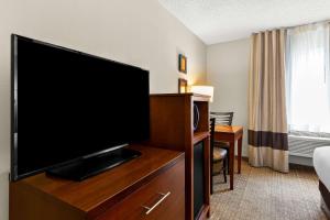 Galeriebild der Unterkunft Comfort Inn St Louis - Westport Event Center in Maryland Heights