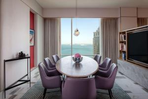 Andaz Doha, by Hyattにあるシーティングエリア