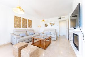 Μια τηλεόραση ή/και κέντρο ψυχαγωγίας στο Guadalmar Sun & Beach