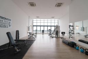 Fitness centrum a/nebo fitness zařízení v ubytování The Apple Melaka by Urban Luxe Suites