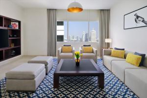 Posezení v ubytování voco Dubai by IHG