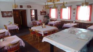 Restaurace v ubytování Hotel-Penzion Johanka