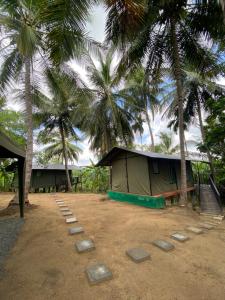 Fotografie z fotogalerie ubytování coconut camp udawalawe v destinaci Dematapelessa