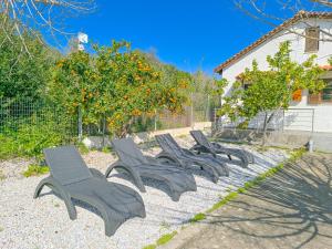 Zahrada ubytování Charming house 8 minutes walk from Almyrida beach