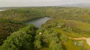 Φωτογραφία από το άλμπουμ του Cabañas en los Árboles de Extremadura σε Villasbuenas de Gata