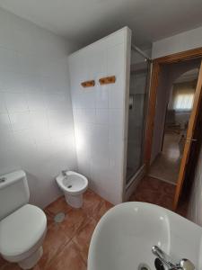 Kúpeľňa v ubytovaní 3ºA Escobar