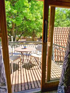 Balkón nebo terasa v ubytování Solo Gracia Guesthouse