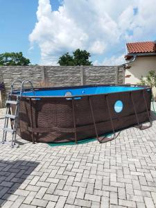 Stolní tenis v ubytování Rodinné Ubytování Meli-EL nebo okolí