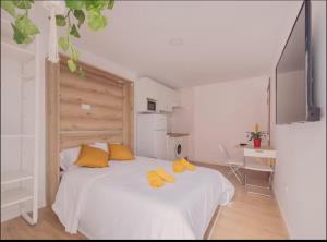 Postel nebo postele na pokoji v ubytování wood 4