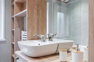 Koupelna v ubytování The Harrogate - Norfolk Cottage Agency + 16 fotografií