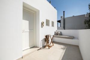 Galería fotográfica de Kythnos Blue - Suite 3 Loutra Bch Balcony Sea View en Kithnos 16 fotos más