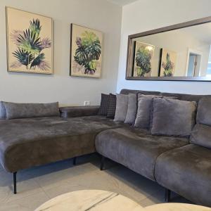" ARADA " Luxury House的休息区