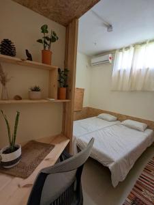 Gallery image of אשראם בכרמל - המקום של אורי in Dāliyat el Karmil