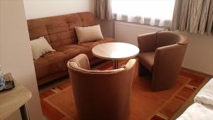 Posezení v ubytování Hotel Rheinkrone