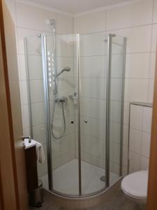 Koupelna v ubytování Hotel Rheinkrone