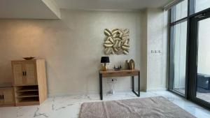 Apartment in Abu Dhabi for rent客房内的一张或多张床位