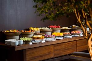 Comida no hotel ou em algum lugar perto