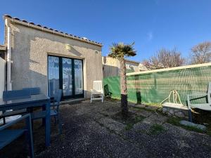 Fotografie z fotogalerie ubytování Maison 2 pièces avec Mezzanine 5 couchages SAINT-DENIS D'OLERON SDO000-062 v destinaci Saint-Denis-dʼOléron