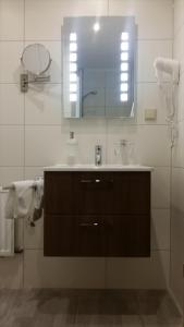 Kylpyhuone majoituspaikassa Hotel Rheinkrone