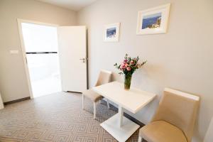 Posedenie v ubytovaní Hotel Aleksandria