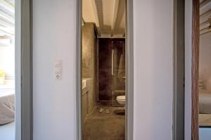 Imagen de la galería de Private apartment sea view yard, en Mykonos ciudad