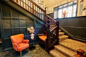 Hotel Cromwell Stevenage的休息区