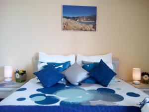 Marina Guesthouse客房内的一张或多张床位