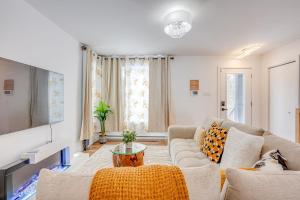 Χώρος καθιστικού στο Chalet Amira - Nature Retreat - Hiking