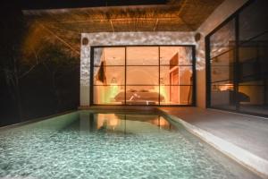 Hồ bơi trong/gần Mali Boutique Villa +45 ảnh