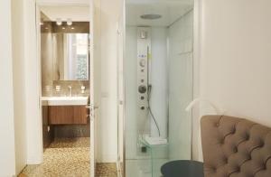 Koupelna v ubytování PORTA NUOVA SUITES