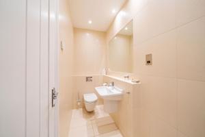 Ένα μπάνιο στο Lochelour Mill Cottage +34 φωτογραφίες