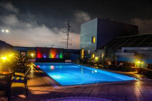 Bazén v ubytování Dorus Hotel nebo v jeho okolí