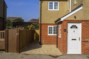 Hoone, kus puhkemaja asub +46 fotot