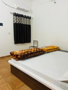 Gallery image of Milan Hotel & Restaurant in Sīkar
