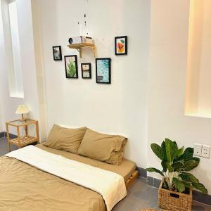 Giường trong phòng chung tại One Room Homestay