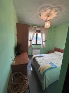 Katil atau katil-katil dalam bilik di Hostal Rural Dos Hermanos