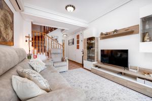 Część wypoczynkowa w obiekcie CB Living - First line detached house, Cabo Roig
