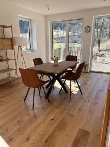 Fotografie z fotogalerie ubytování Die Feigenterrasse beim Semmering v destinaci Schlagl + 13 fotografií