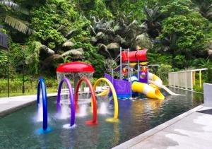 イポーにあるThe Cove Duplex 13pax 3Br 4bathroom 2parking by IWH Suitesのギャラリーの写真 +36枚の写真