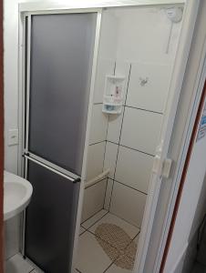 Koupelna v ubytování Cantinho do lar + 16 fotografií