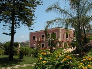 Vonkajšia záhrada v ubytovaní Agriturismo Villa Luca