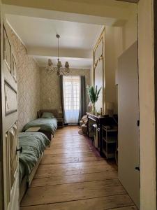 Ένα ή περισσότερα κρεβάτια σε δωμάτιο στο Babouz Cottage +17 φωτογραφίες