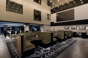 Χώρος καθιστικού στο The Arcadian