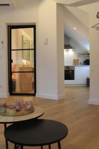 Kuchyň nebo kuchyňský kout v ubytování Charming Apartment with Cathedral View! On the 4th floor + 10 fotografií