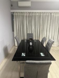 Fotografie z fotogalerie ubytování Spacious Condo in Athens v Aténách